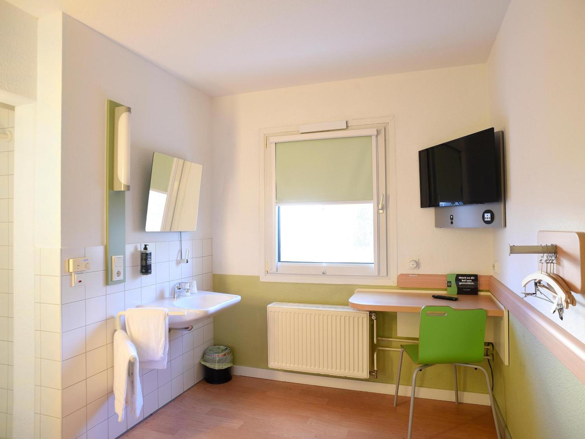 B&B Hotel Dueren Düren - Eifel Extérieur photo